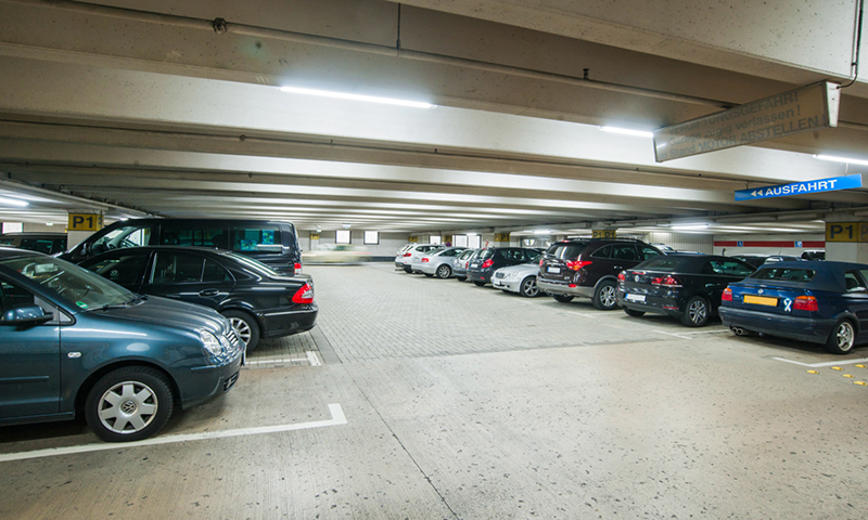 mejorar la iluminación de garajes y aparcamientos.